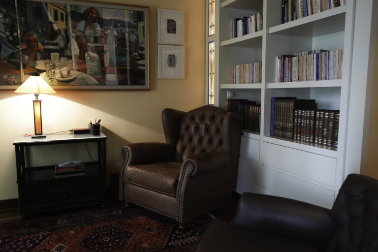 GALLERY 7